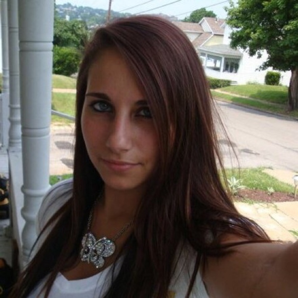 Meet your Posher, Kayla